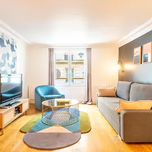 Holidaysinparis - Bourg Tibourg , Parigi Francia